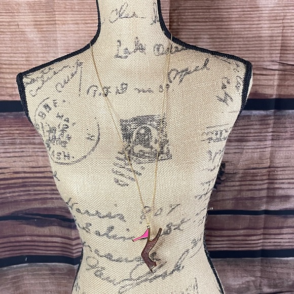 Kate Spade “Shoe In” Large Charm Necklace - Picture 4 of 8